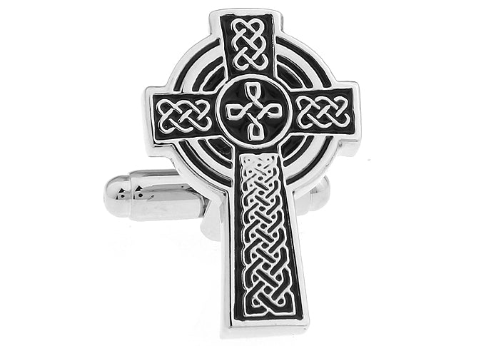 Single Celtic Cross cufflink highlighting detailed knotwork design