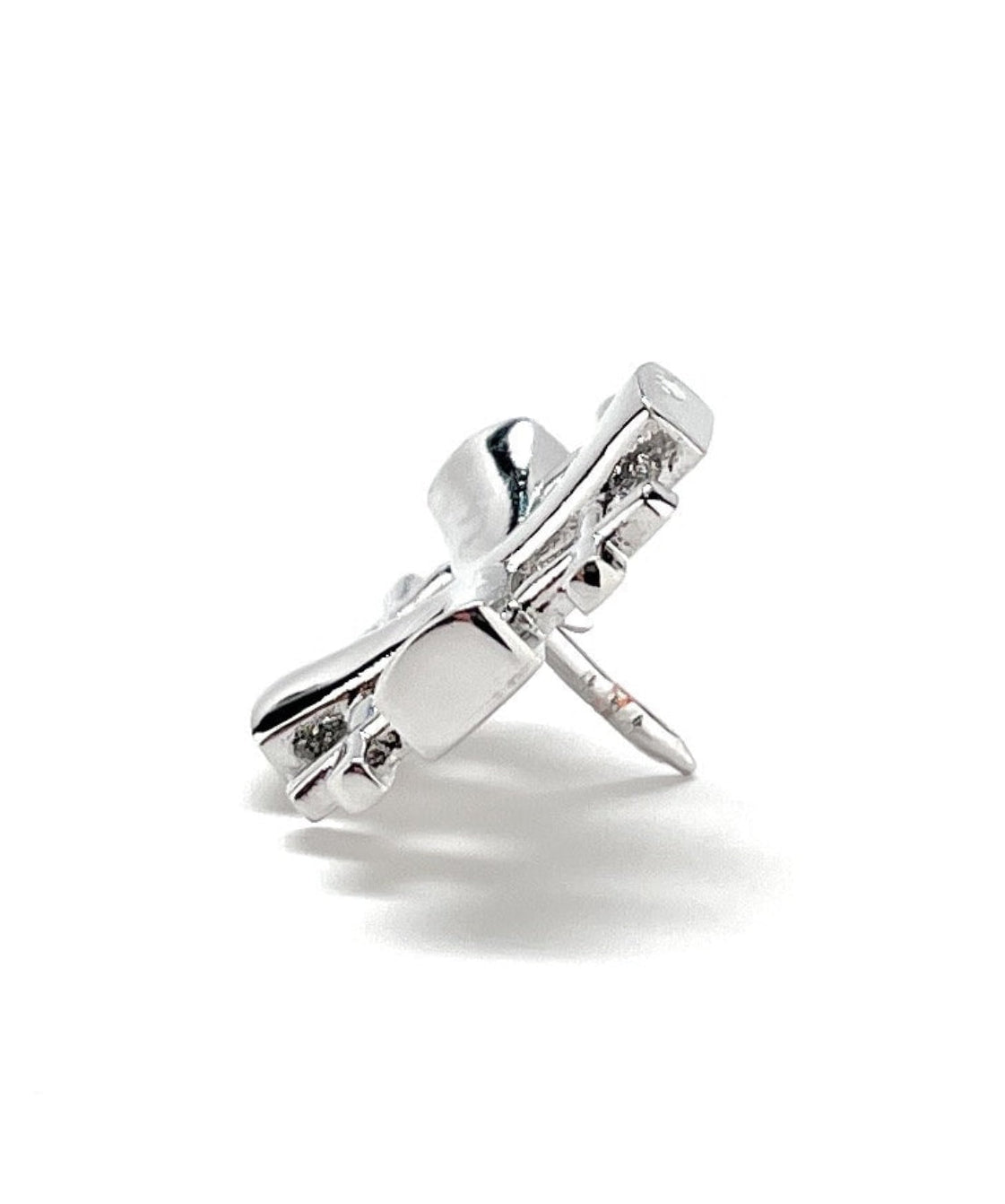 silver jerusalem cross pin close up