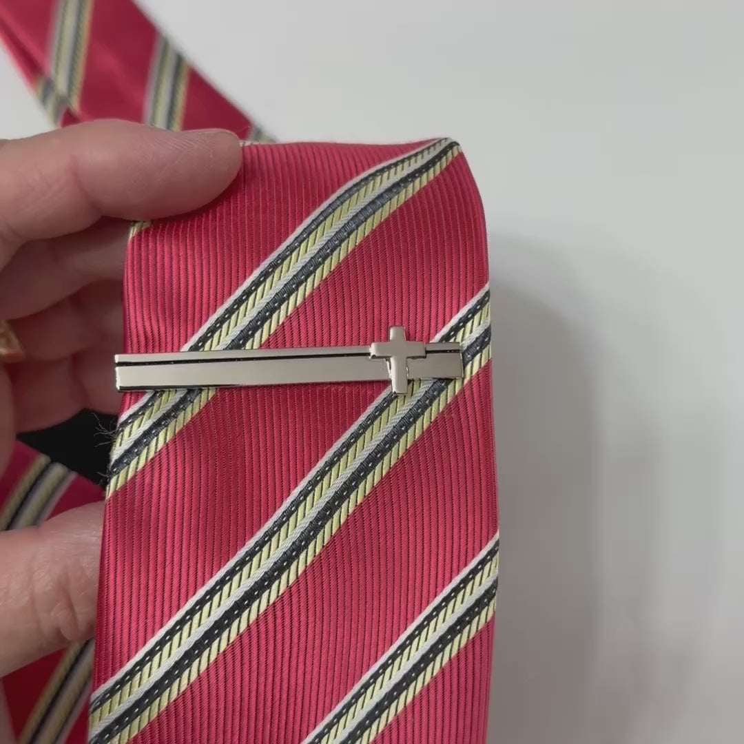 Silver Classic Cross Tie Clip